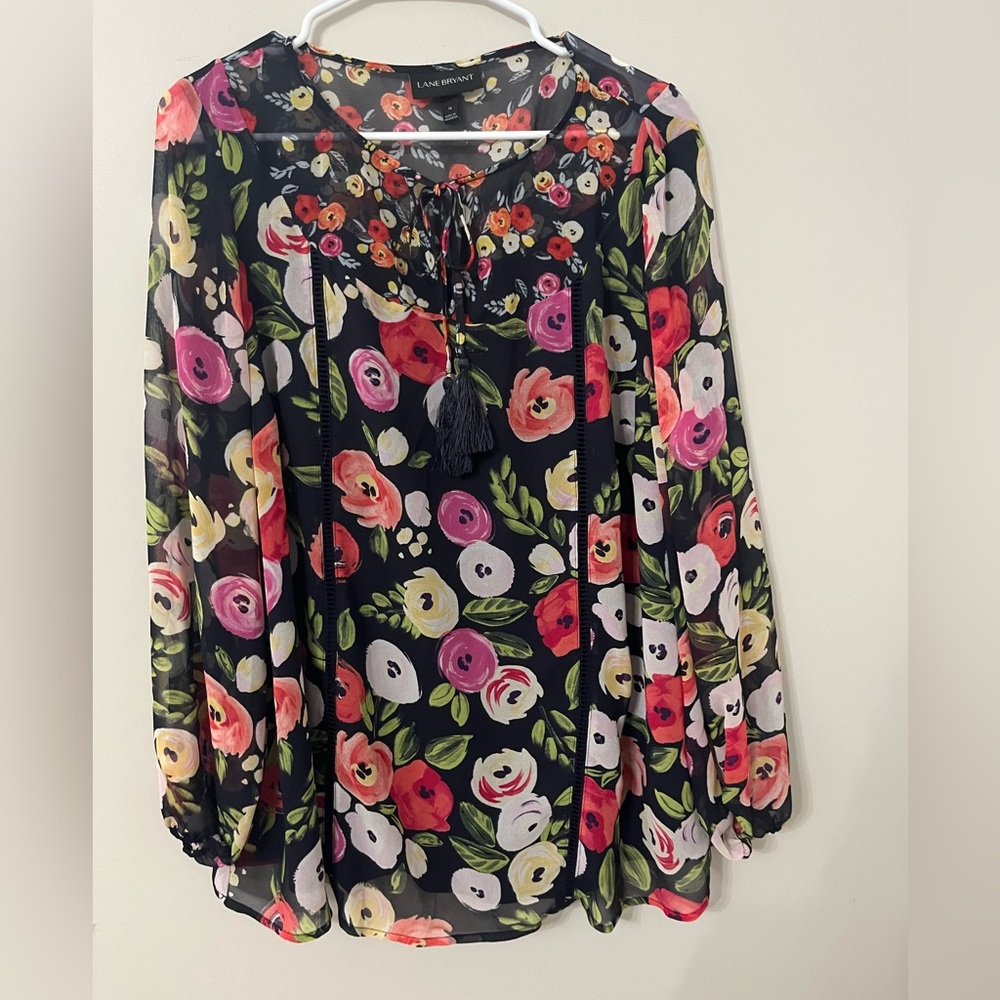 Lane bryant black floral long sleeved blouse
